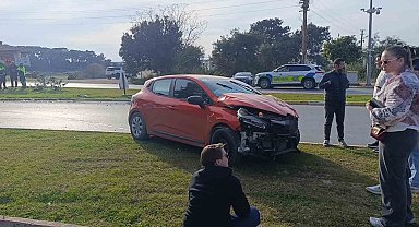 Manavgat'ta otomobiller çarpıştı: 2 kişi yaralı