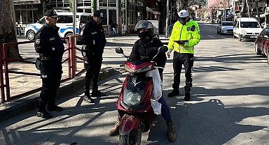 Manisa'da kasksız sürücülere geçit yok