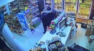 Markette 19 yaşındaki genci hayattan koparan cinayet anına ait görüntüler ortaya çıktı