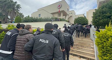 Marmaris'teki rüşvet operasyonunda 4 tutuklama