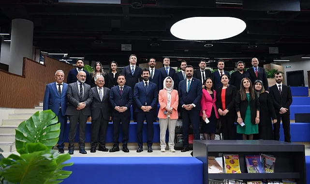 Memduh Büyükkılıç gençlerle buluştu