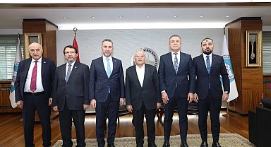 Memduh Büyükkılıç'tan 'birlik' mesajları