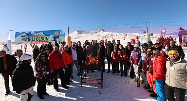 Memduh Büyükkılıç'tan Erciyes'e çifte müjde
