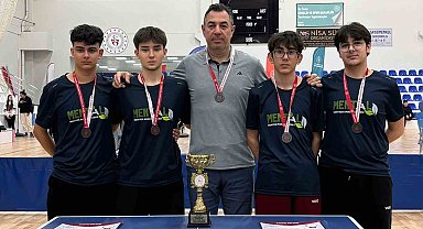 Menteşe Anadolu Lisesi'nden Masa Tenisinde Türkiye üçüncülüğü