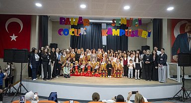 Mersin'de çocuk kampüslerinde bahar coşkusu