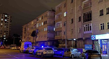 Mezarlık ziyareti dönüşü eşini evde ölü buldu