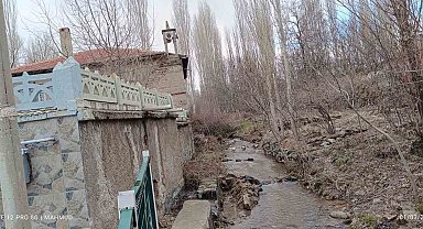 Minaresiz cami görenleri şaşırtıyor