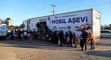 Mobil Aşevi Ramazan bereketini mahallelere taşıyor