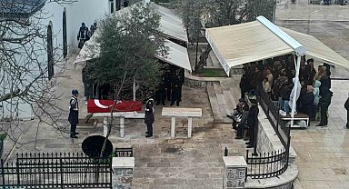 Muğla'da emekli jandarma albay son yolculuğuna uğurlandı