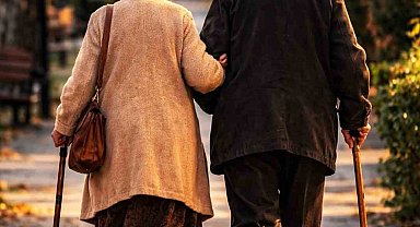 Muğla'lı kadınlar erkeklerden daha uzun yaşıyor