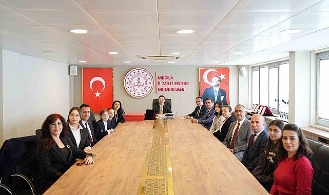 Muğla'nın genç tasarımcıları "Savunmadan sanata" ödülleriyle taçlandı