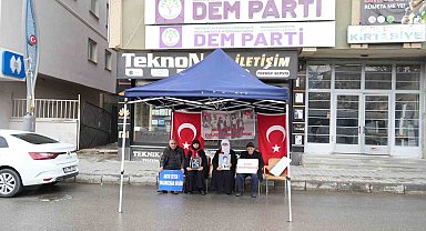 Muş'ta evlat nöbeti devam ediyor