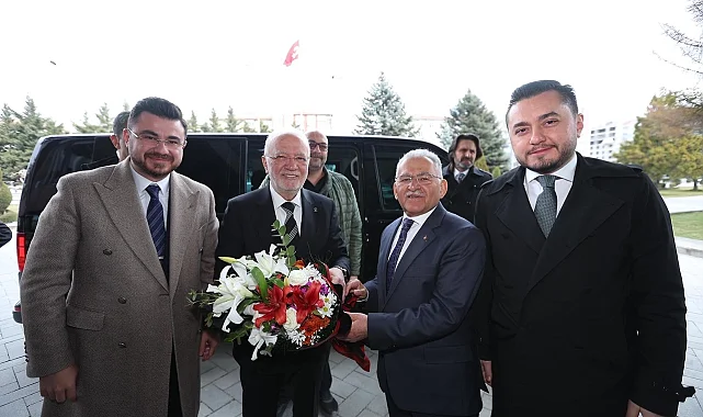 Mustafa Elitaş'tan Kayseri'de ulaşım yatırımlarına destek