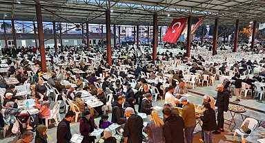 Nazilli Belediyesi Turan Mahallesi'nde gönül sofrası kurdu