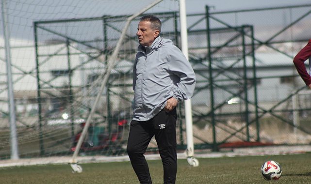 Niğde Belediyespor, Teknik Direktör Adnan Şentürk ile yollarını ayırdı