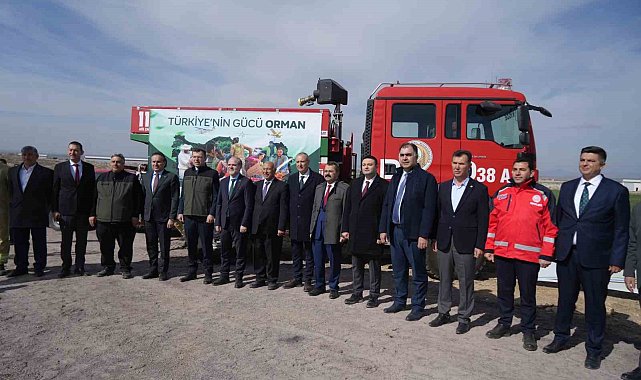 Niğde'de binlerce fidan toprakla buluşturuldu