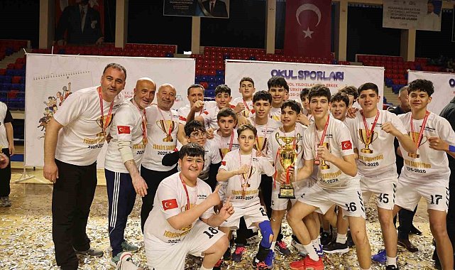 Niğde'de hentbol şöleni büyük heyecanla sona erdi