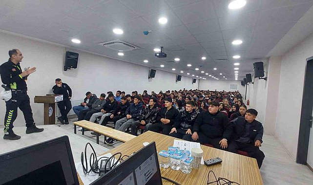 Öğrencilere polislik tanıtıldı, güvenlik konuları anlatıldı