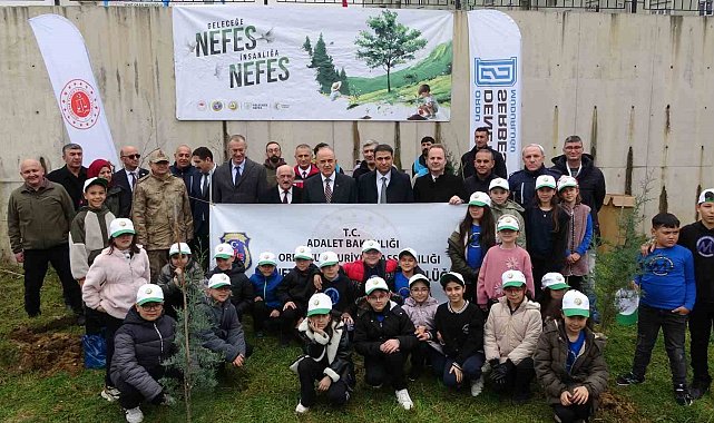 Ordu'da fidanlar topraklar buluşturuldu
