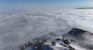Ordu'da sis bulutları bir ilçeyi kapladı