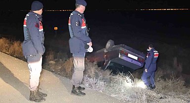 Otomobil şarampole takla attı: 1 yaralı