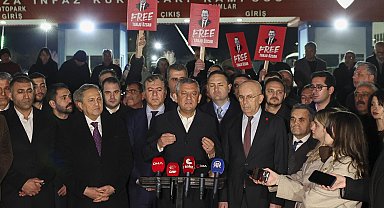 Özgür Özel'den Sincan Cezaevi'nde Tanju Özcan'a ziyaret