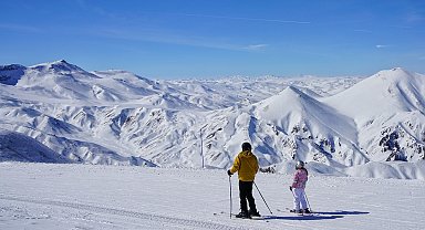 Palandöken'de sezon 15 Nisan'a kadar uzadı