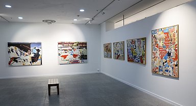 "DUVARLAR" sergisi Küçükçekmece'de sanatseverlerle buluştu