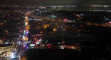 Raf imalatı yapılan fabrika alevlere teslim oldu