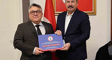 Rektör Özölçer'den Devrek Belediye Başkanı Ulupınar'a ziyaret