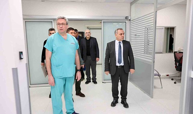 Rektör Prof. Dr. Altun, PET - BT Ünitesinin yenileme çalışmalarını inceledi