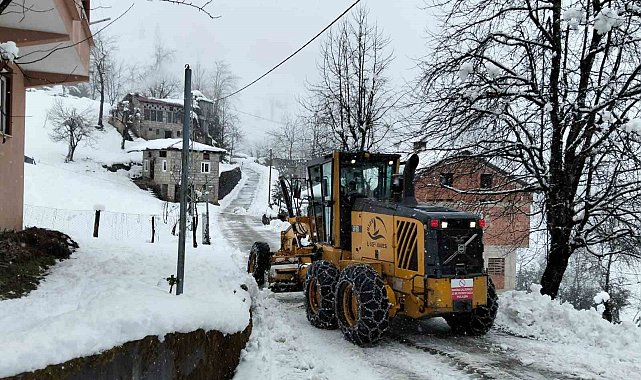 Rize'de 21 köy yolu kar nedeniyle ulaşıma kapalı bulunuyor