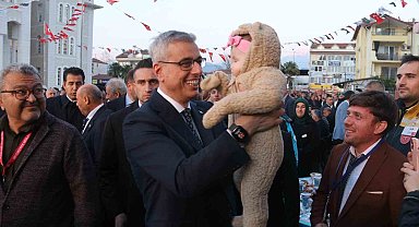 Sağlık Bakanı Memişoğlu: "Cumhurbaşkanımız Recep Tayyip Erdoğan'ın liderliğinde gece gündüz demeden halkımıza hizmet etmeye çalışıyoruz"