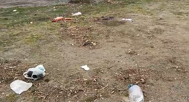 Sahilde çöp tepkisi: 'Karavancılar çevreyi kirletti' iddiası