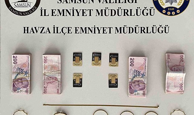 Sahte altınla dolandıran şüpheliler kuyumcuda yakalandı