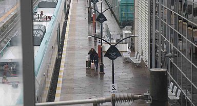 Sakarya'da tren istasyonu ve otogarda arife sakinliği