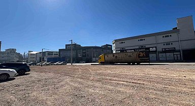 Sanayi bölgesinde otopark alanları artıyor