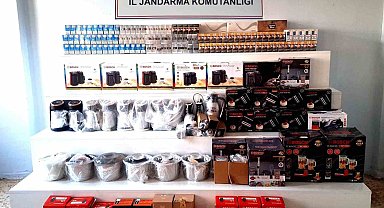 Şanlıurfa'da 5 bin 700 paket gümrük kaçağı sigara ele geçirildi