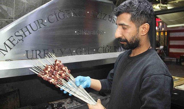 Şanlıurfa'da sahur vakti ciğer keyfi