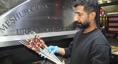 Şanlıurfa'da sahur vakti ciğer keyfi