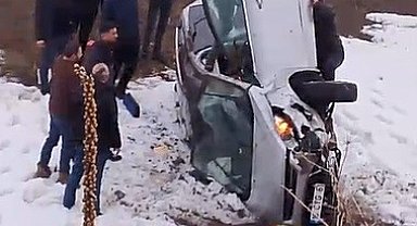 Şarampole uçan araçtaki sürücü burnu bile kanamadan kurtuldu