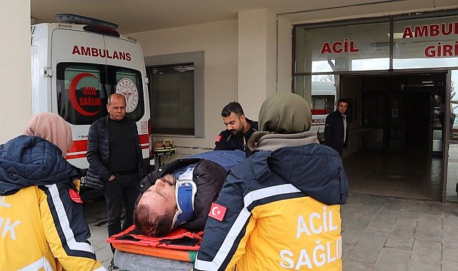 Şarampole yuvarlanan aracın sürücüsü yaralandı