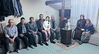 Sarıgöl'ün ilk şehidinin ailesine anlamlı ziyaret