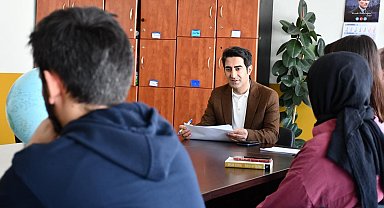 Sarıkamış Kaymakamı Enis Aslantatar, "Öğrencilerimiz bizim için çok kıymetli"