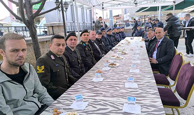 Şehit Imış şehadetinin 8'nci yıl dönümünde dualarla yad edildi