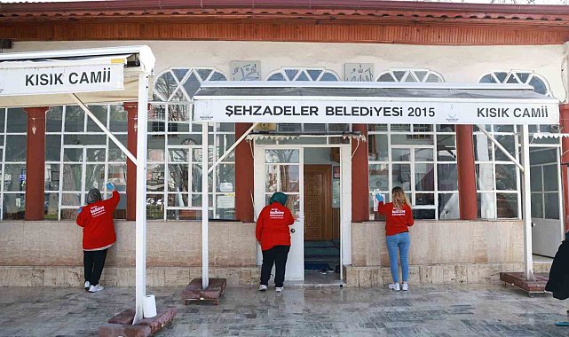 Şehzadeler Belediyesinden camilerde temizlik seferberliği