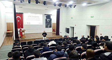 Selçuk'ta lise öğrencilerine güvenli internet semineri