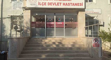 Seyir halindeki araçtan düşen kadın ağır yaralandı