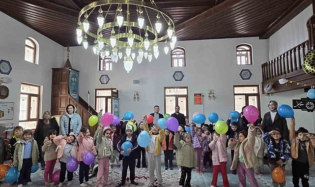 Seyitgazi'de 'Cami-Çocuk Buluşması' coşkusu