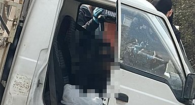 Sınıf öğretmeni arabasında ölü bulundu